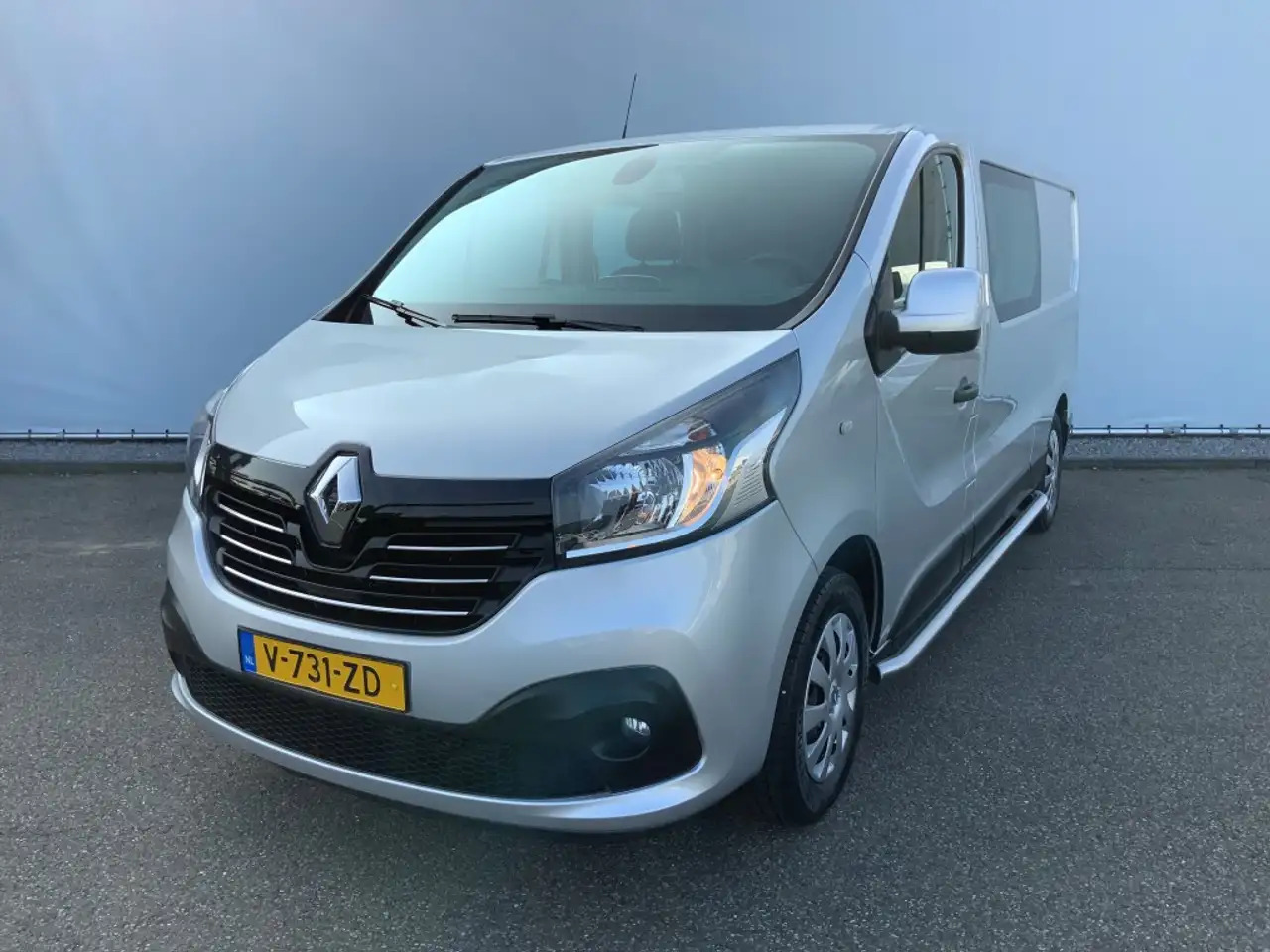 Renault Trafic 1.6 dCi T29 L2H1 Dub Cab Airco Camera Navi Trekhaa - Carrinha cabine dupla: foto 1 Renault Trafic 1.6 dCi T29 L2H1 Dub Cab Airco Camera Navi Trekhaa - Carrinha cabine dupla: foto 1