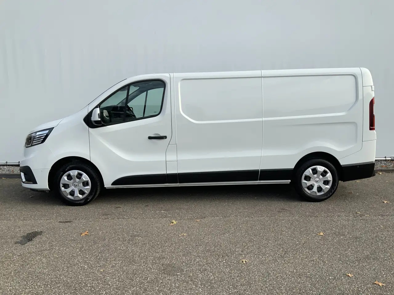 Renault Trafic 2.0 dCi 130 T30 L2H1 Work Edition Airco Cruise Nav - Furgão: foto 3 Renault Trafic 2.0 dCi 130 T30 L2H1 Work Edition Airco Cruise Nav - Furgão: foto 3