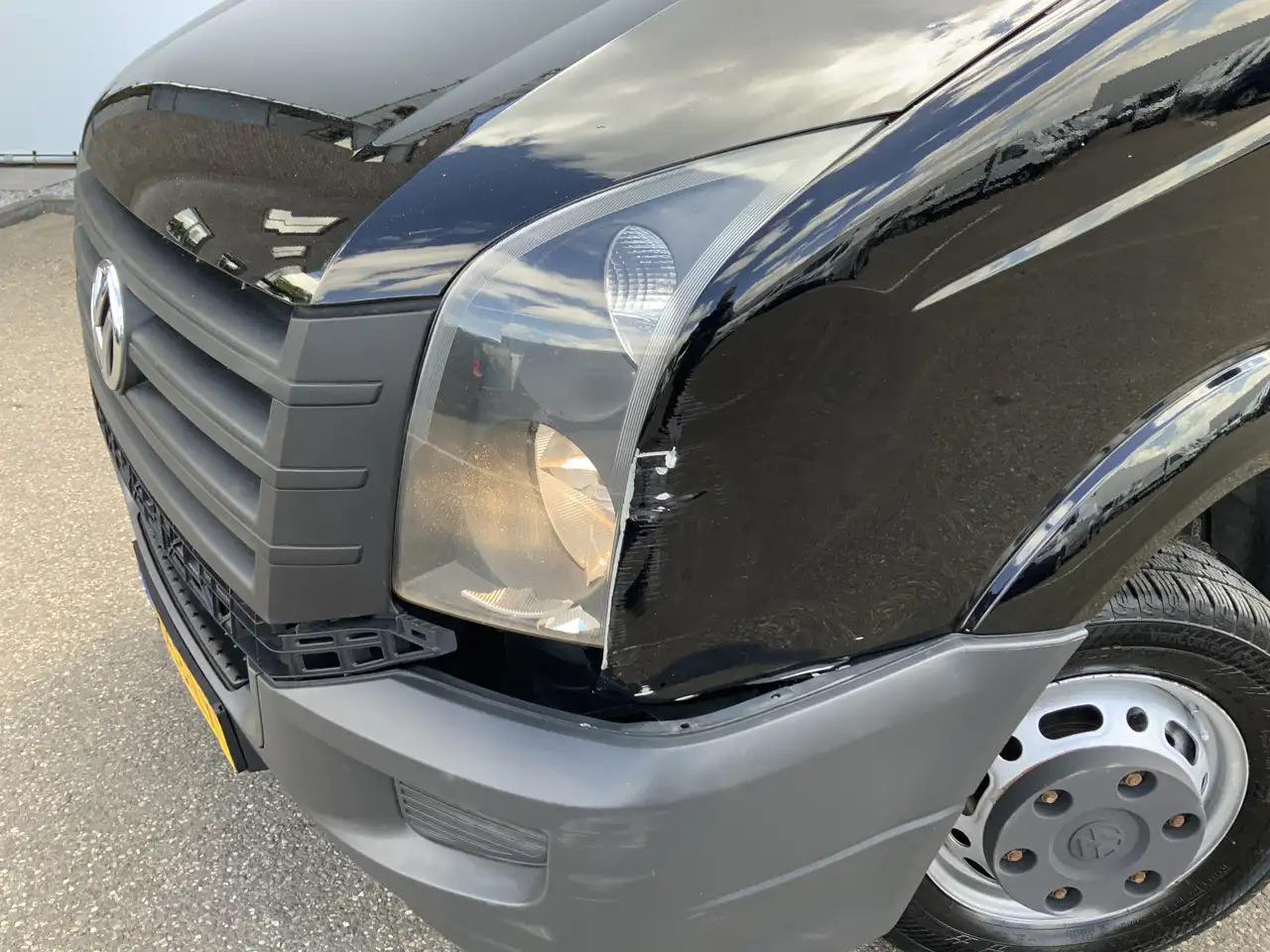 Volkswagen Crafter 35 2.0 TDI L2H2 Airco Cruise Trekhaak 3500 kg weba - Furgão: foto 2 Volkswagen Crafter 35 2.0 TDI L2H2 Airco Cruise Trekhaak 3500 kg weba - Furgão: foto 2