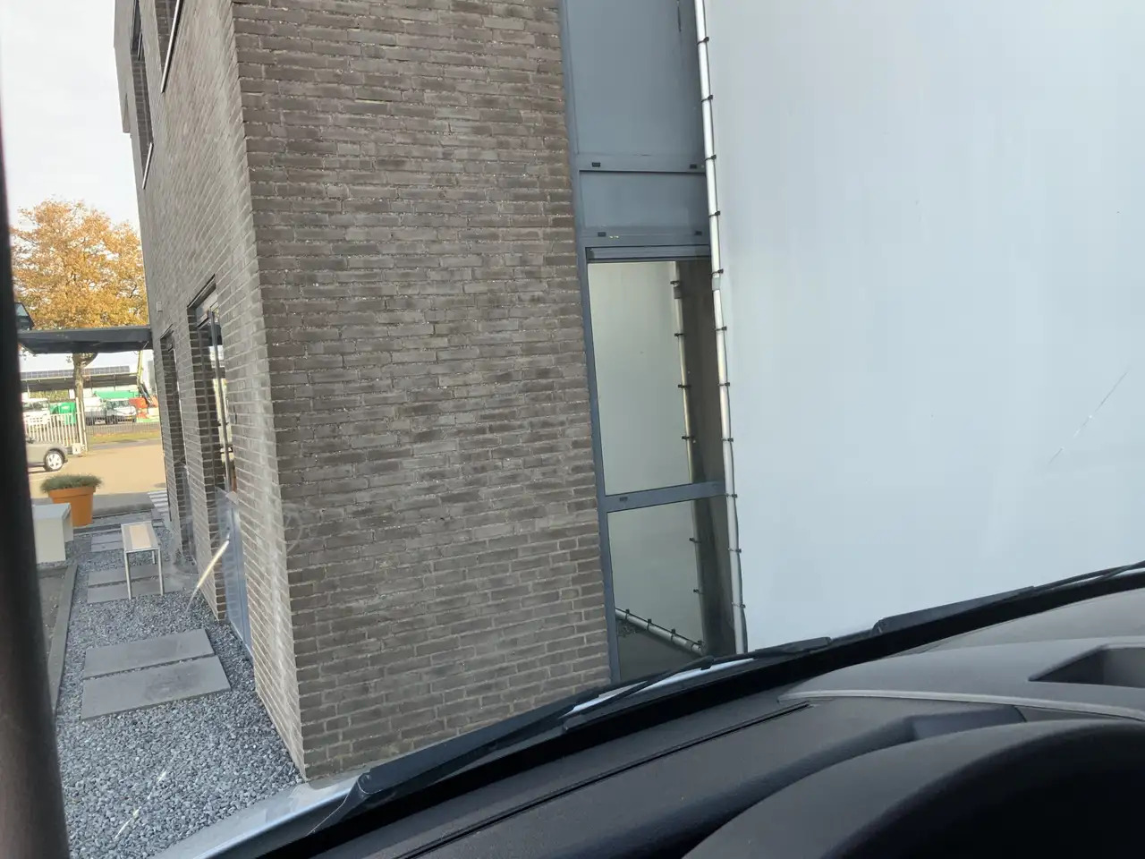 Volkswagen Crafter 46 2.0 TDI L3H1 Airco Cruise Lucht Geveerd Lier Tr - Caminhão reboque: foto 4 Volkswagen Crafter 46 2.0 TDI L3H1 Airco Cruise Lucht Geveerd Lier Tr - Caminhão reboque: foto 4