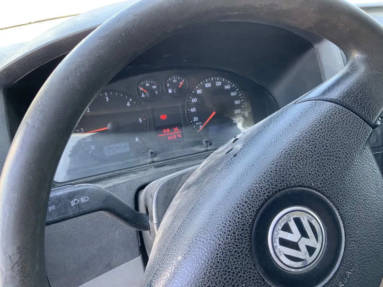 Volkswagen T5 Transporter 1.9 TDI 340 MHD (Versnellingsbak Defekt !!)Airco 3 - Furgão: foto 4 Volkswagen T5 Transporter 1.9 TDI 340 MHD (Versnellingsbak Defekt !!)Airco 3 - Furgão: foto 4