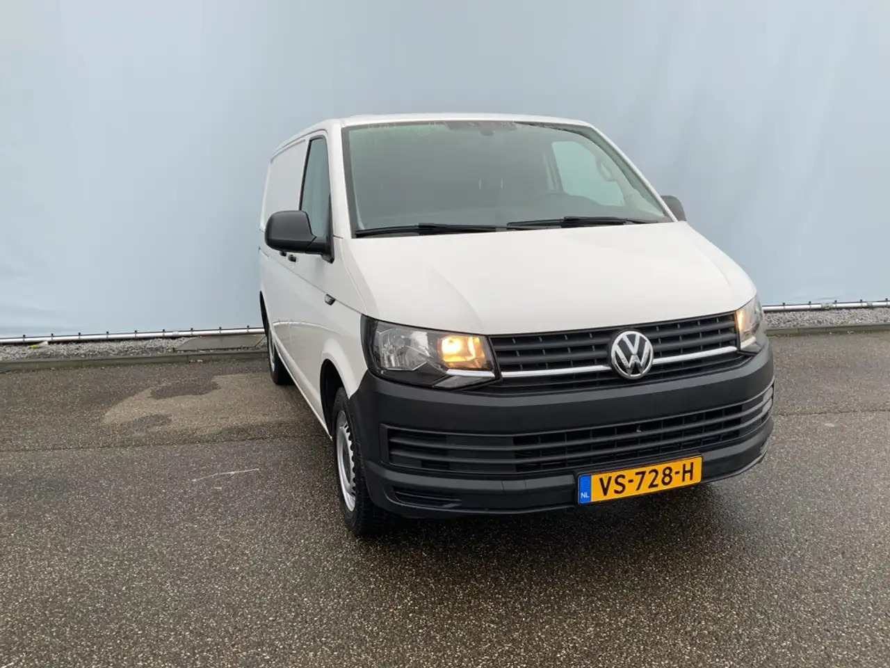 Volkswagen T6 Transporter 2.0 TDI L1H1 Comfortline Airco Navi Trekhaak 2200 - Furgão: foto 3 Volkswagen T6 Transporter 2.0 TDI L1H1 Comfortline Airco Navi Trekhaak 2200 - Furgão: foto 3