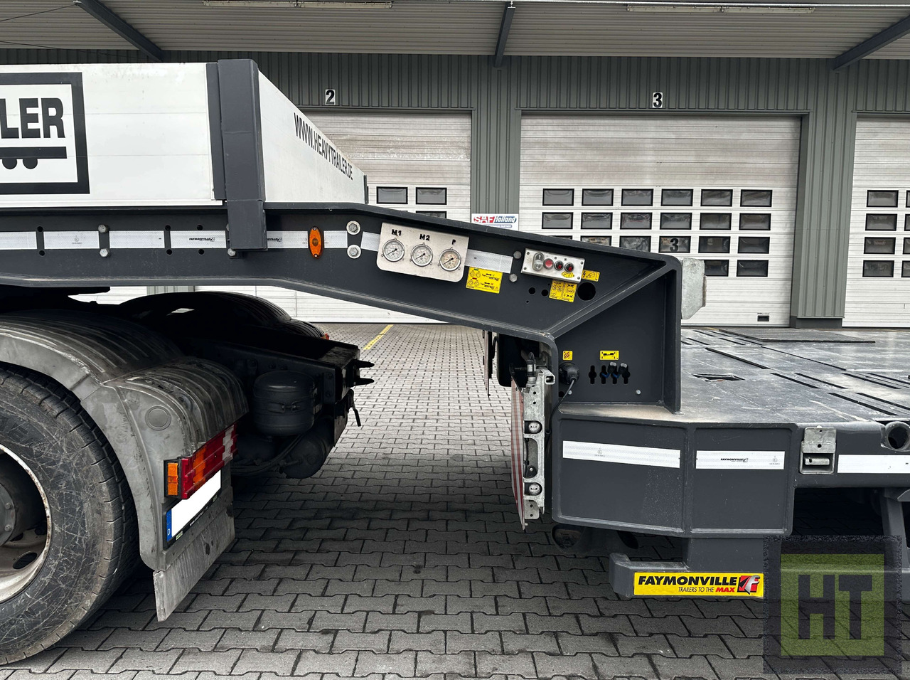 Faymonville 5-Achs-Tele-Semi-Halbachsen-Twinaxle-hydr Rampen - Semi-reboque baixa: foto 4 Faymonville 5-Achs-Tele-Semi-Halbachsen-Twinaxle-hydr Rampen - Semi-reboque baixa: foto 4