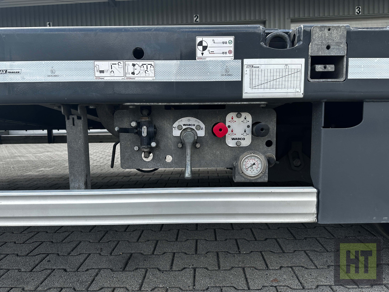 Faymonville MAX Trailer 4-Achs-Mega-Tele-Semi-niedrigbereift - Semi-reboque baixa: foto 5 Faymonville MAX Trailer 4-Achs-Mega-Tele-Semi-niedrigbereift - Semi-reboque baixa: foto 5