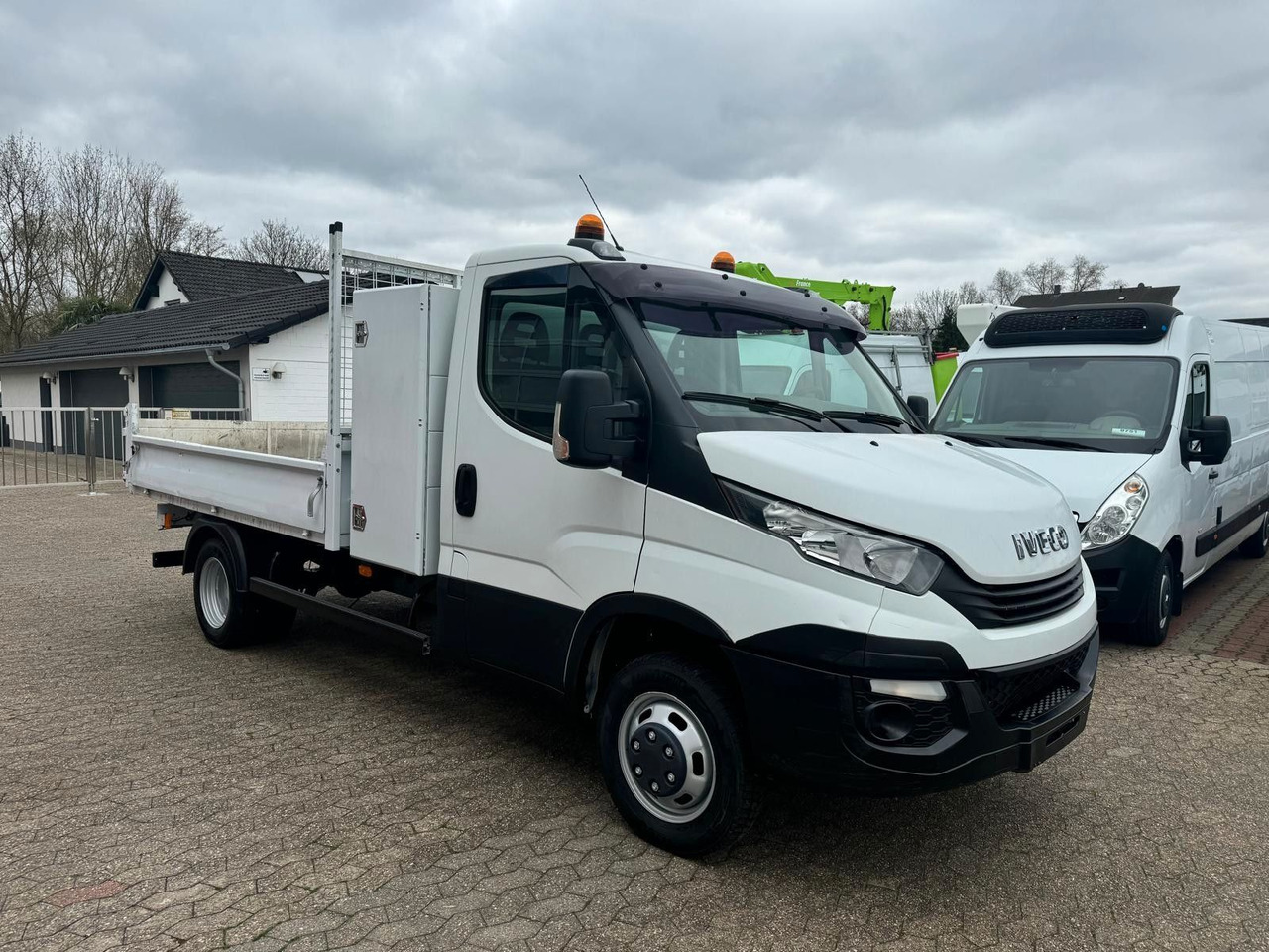 Iveco Daily 35C14 Kipper EURO 6 - Carrinha basculante: foto 3 Iveco Daily 35C14 Kipper EURO 6 - Carrinha basculante: foto 3