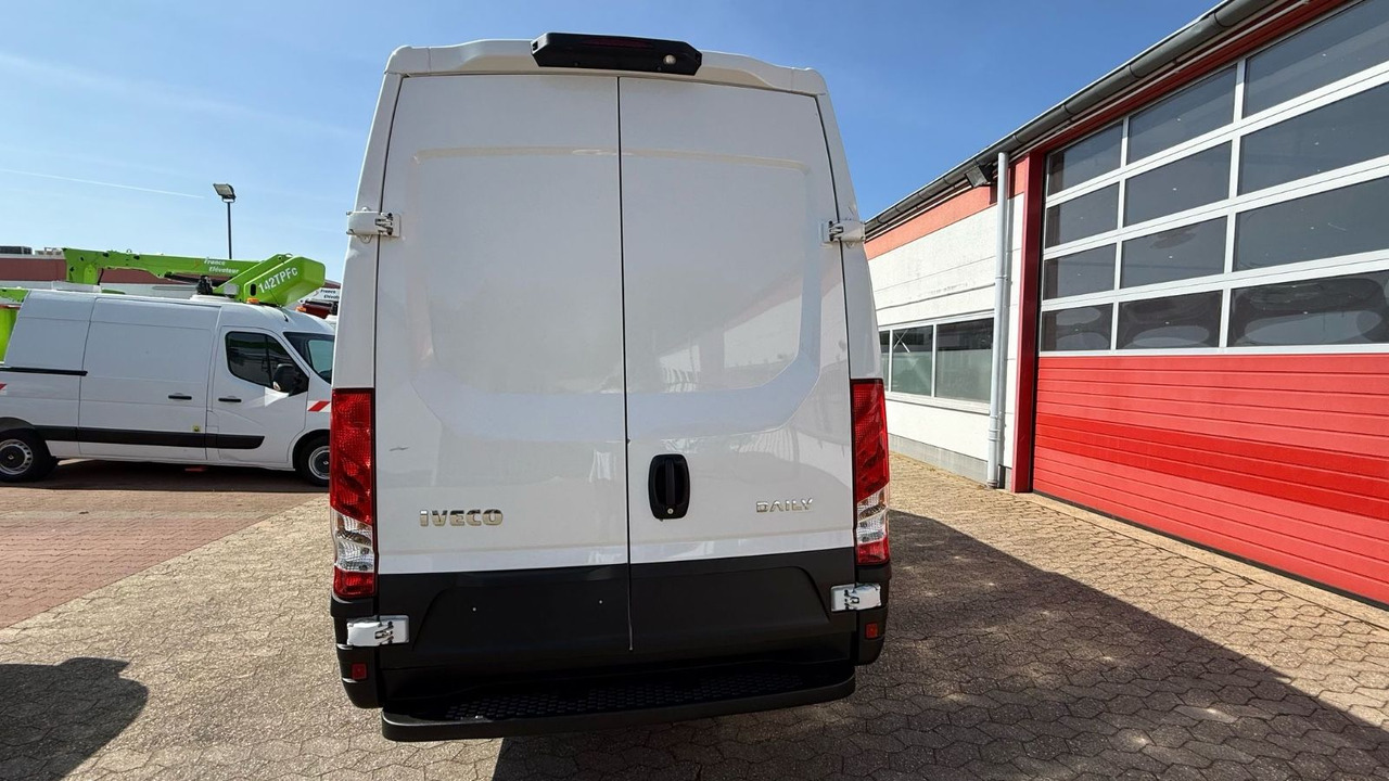 Iveco Daily 35S14 Transporter Kastenwagen L3H2 - Furgão: foto 5 Iveco Daily 35S14 Transporter Kastenwagen L3H2 - Furgão: foto 5