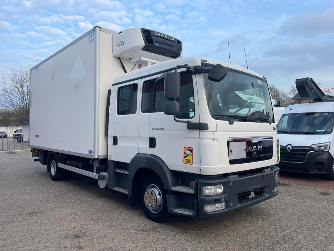 MAN TGL 10.220 Doka Möbelkoffer Umzug Fahrzeug - Camião furgão: foto 3 MAN TGL 10.220 Doka Möbelkoffer Umzug Fahrzeug - Camião furgão: foto 3