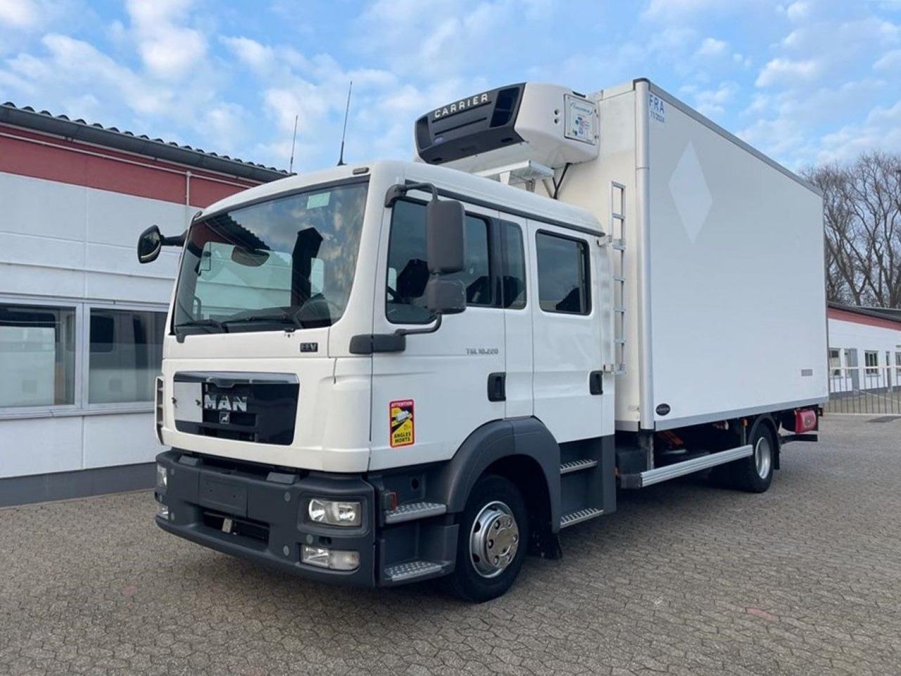 MAN TGL 10.220 Doka Möbelkoffer Umzug Fahrzeug - Camião furgão: foto 1 MAN TGL 10.220 Doka Möbelkoffer Umzug Fahrzeug - Camião furgão: foto 1