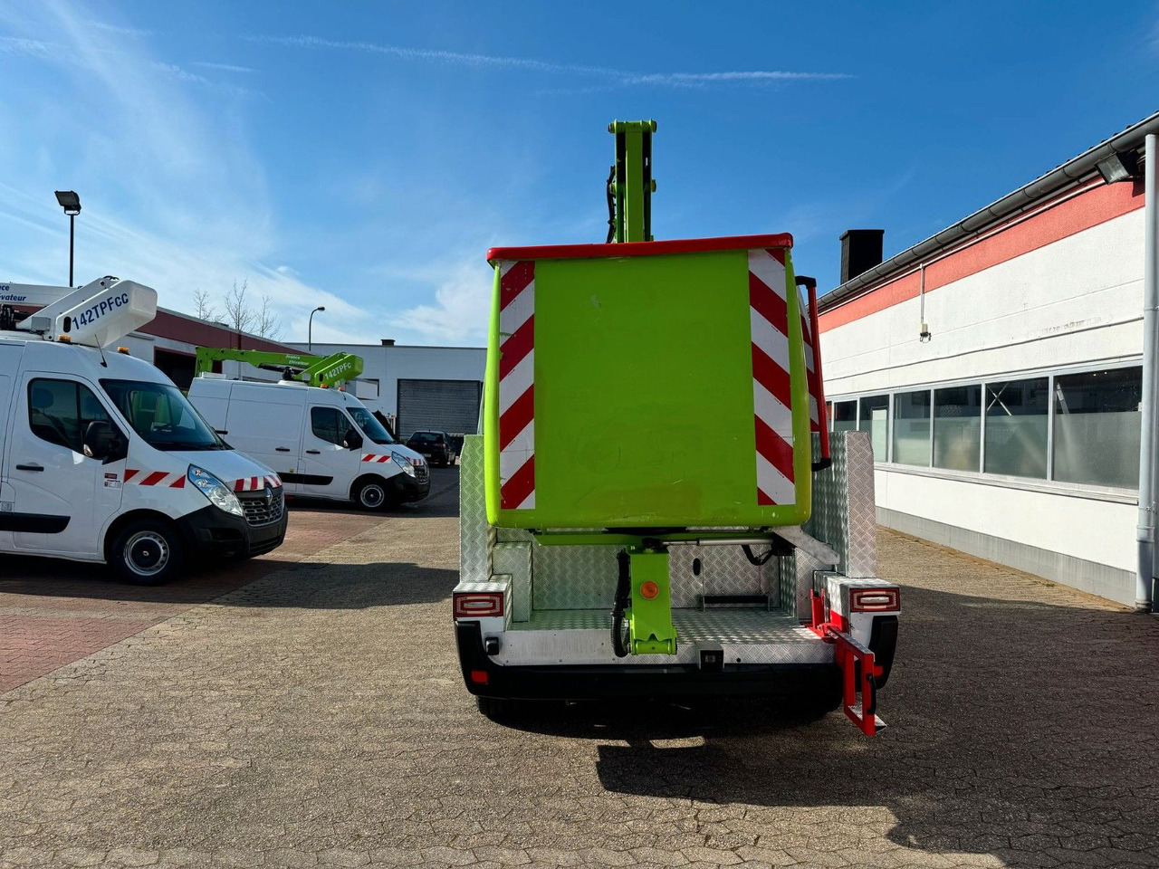 Renault Master Steiger France Elévateur 142 TPFc - Caminhão com plataforma aérea: foto 5 Renault Master Steiger France Elévateur 142 TPFc - Caminhão com plataforma aérea: foto 5