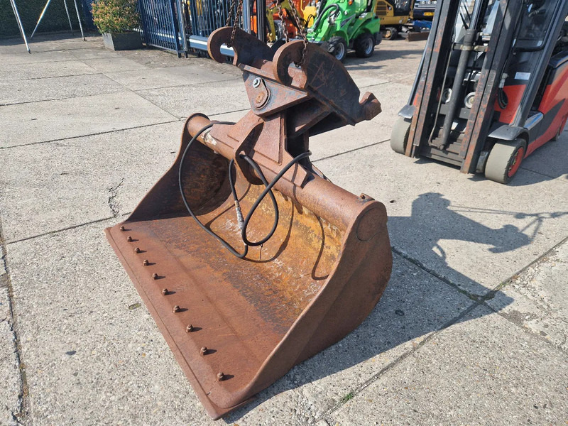 Eurosteel hydraulische kantelbak CW30/40 - Balde por Máquina de construção: foto 5 Eurosteel hydraulische kantelbak CW30/40 - Balde por Máquina de construção: foto 5