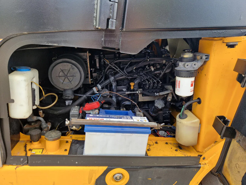 JBC TLT35D Teletruk - Empilhadeira a diesel: foto 5 JBC TLT35D Teletruk - Empilhadeira a diesel: foto 5