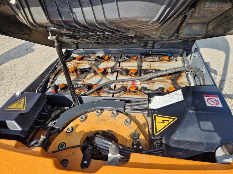 Still RX50-16 hefhoogte 4.95m, incl. keuring - Empilhadeira elétrica: foto 5 Still RX50-16 hefhoogte 4.95m, incl. keuring - Empilhadeira elétrica: foto 5