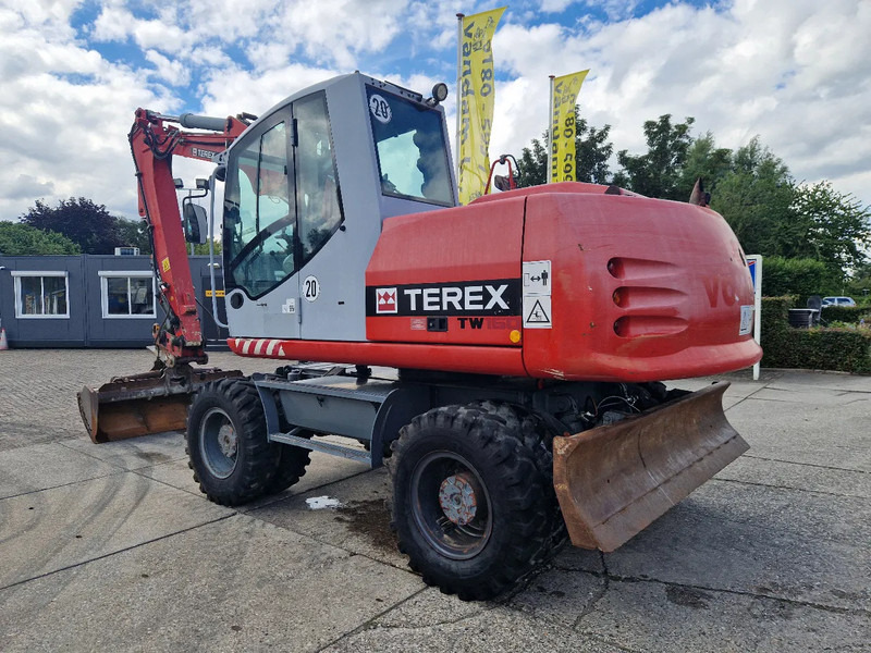 Terex TW160 inclusief kantelbak (1.98m.) - Escavadeira de rodas: foto 3 Terex TW160 inclusief kantelbak (1.98m.) - Escavadeira de rodas: foto 3