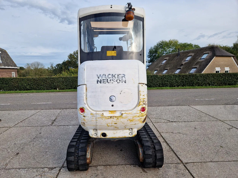 WACKER NEUSON 2404RD, kan op een berghelling draaien - Mini escavadeira: foto 5 WACKER NEUSON 2404RD, kan op een berghelling draaien - Mini escavadeira: foto 5