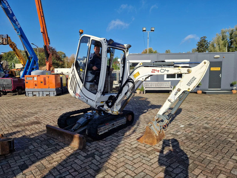 WACKER NEUSON 2404RD met nivelleersysteem, mountain proof - Mini escavadeira: foto 1 WACKER NEUSON 2404RD met nivelleersysteem, mountain proof - Mini escavadeira: foto 1