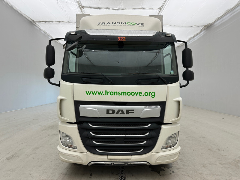 DAF CF 230 - Camião furgão: foto 2 DAF CF 230 - Camião furgão: foto 2