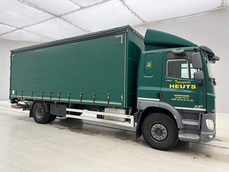 DAF CF 280 - Camião de lona: foto 3 DAF CF 280 - Camião de lona: foto 3