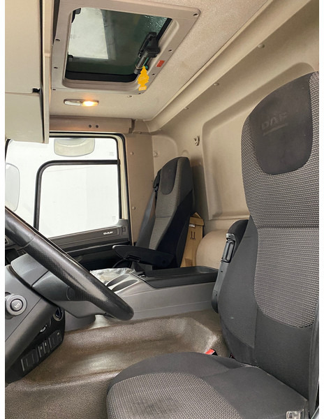 Camião furgão DAF CF 310: foto 9