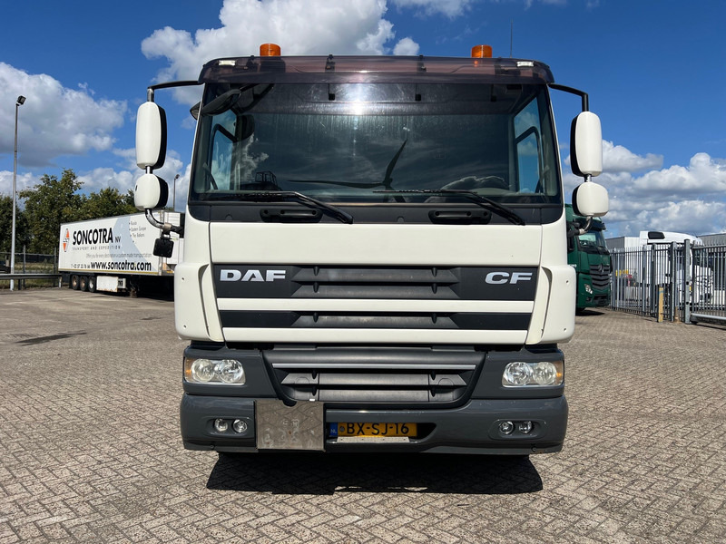 DAF CF75.310 - 6x2 - Caminhão tanque: foto 2 DAF CF75.310 - 6x2 - Caminhão tanque: foto 2