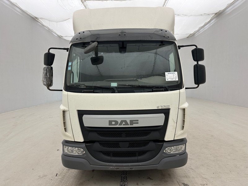 DAF LF 230 - Camião furgão: foto 2 DAF LF 230 - Camião furgão: foto 2