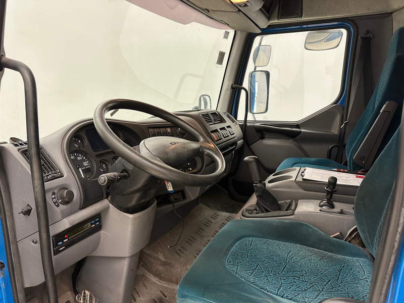 Camião de lona DAF LF45.150: foto 9