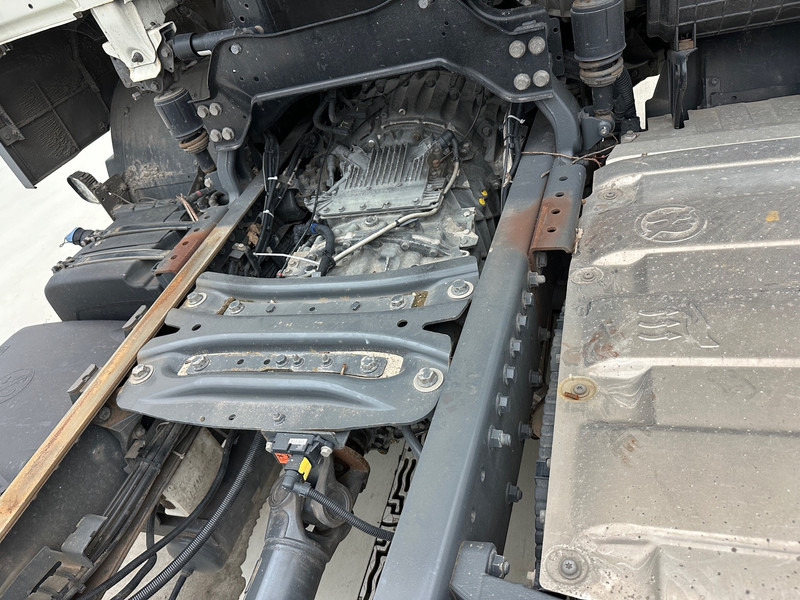 Camião chassi DAF XF 460 Space Cab: foto 11