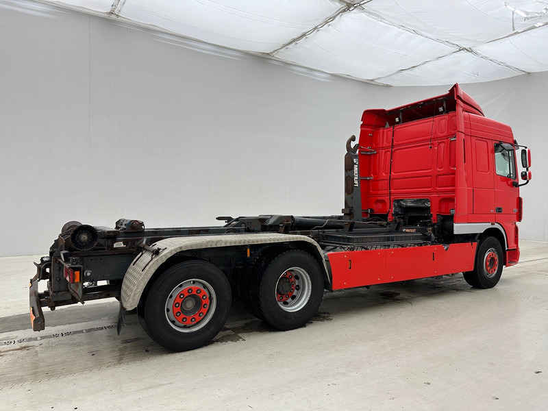 DAF XF105.410 Space Cab* - Camião polibenne: foto 5 DAF XF105.410 Space Cab* - Camião polibenne: foto 5