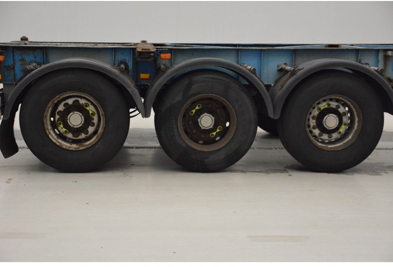 DESOT Skelet 20-30 ft - Semi-reboque transportador de contêineres/ Caixa móvel: foto 4 DESOT Skelet 20-30 ft - Semi-reboque transportador de contêineres/ Caixa móvel: foto 4