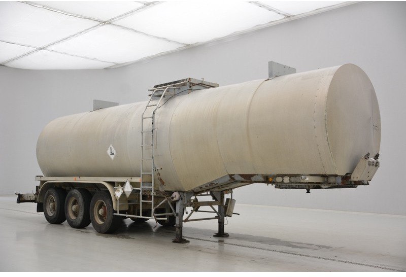 Fruehauf Bitumen tank trailer - Semirreboque tanque: foto 2 Fruehauf Bitumen tank trailer - Semirreboque tanque: foto 2