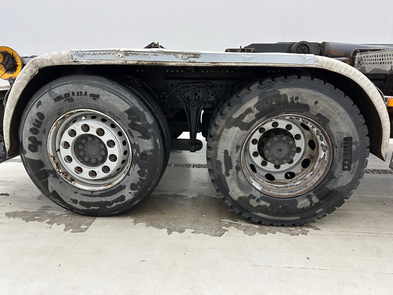 Camião polibenne Mercedes-Benz Actros 2842 - 6x2: foto 11