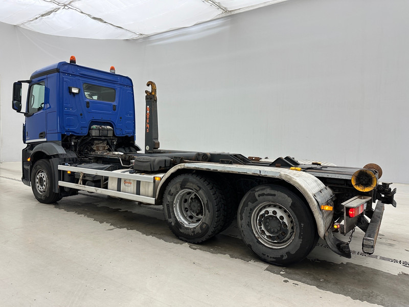 Camião polibenne Mercedes-Benz Actros 2842 - 6x2: foto 6