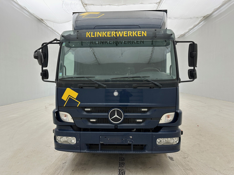 Mercedes-Benz Atego 1218 - Camião furgão: foto 2 Mercedes-Benz Atego 1218 - Camião furgão: foto 2