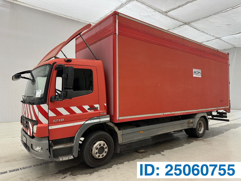 Mercedes-Benz Atego 1218 - Camião furgão: foto 1 Mercedes-Benz Atego 1218 - Camião furgão: foto 1