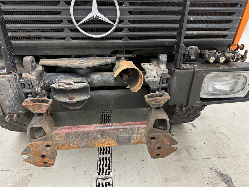 Mercedes-Benz Unimog U427 - 4x4 - Camião basculante: foto 3 Mercedes-Benz Unimog U427 - 4x4 - Camião basculante: foto 3