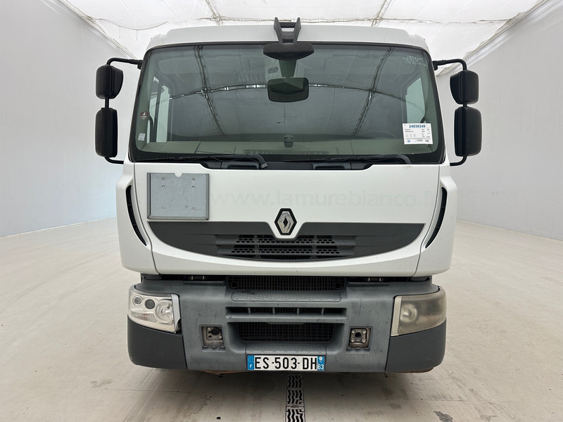 Renault Premium 320 - Caminhão tanque: foto 2 Renault Premium 320 - Caminhão tanque: foto 2
