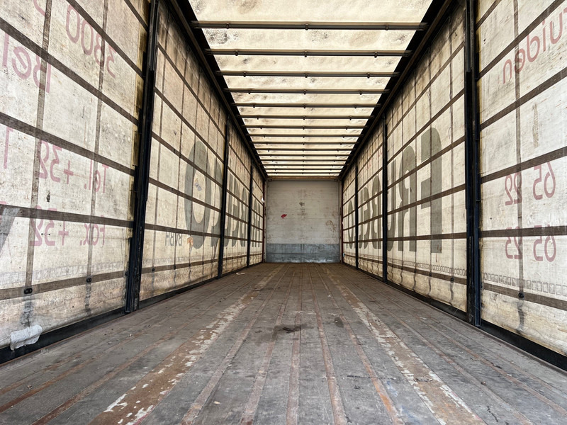 Renders X-steering tautliner - Semi-reboque de lona: foto 5 Renders X-steering tautliner - Semi-reboque de lona: foto 5