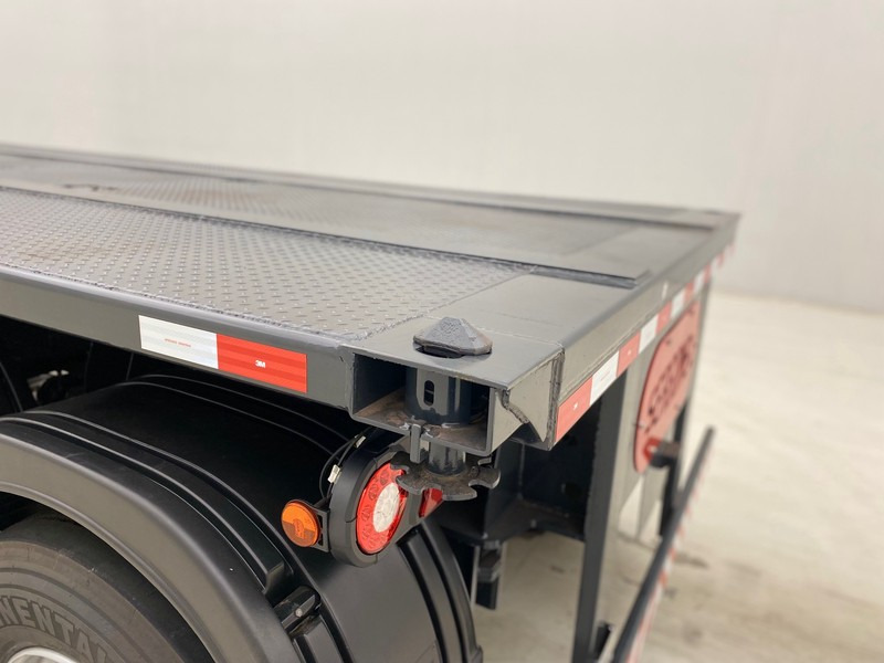Semi-reboque transportador de contêineres/ Caixa móvel novo SERGOMEL Chassis/Plateau 20FT - NEW: foto 10