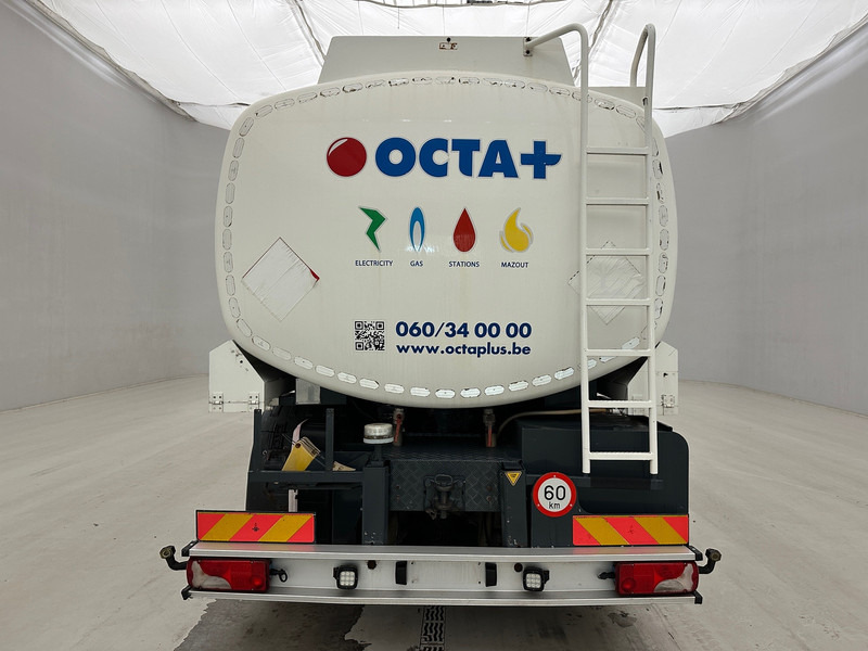 Scania P360 - 6x2 - Caminhão tanque: foto 5 Scania P360 - 6x2 - Caminhão tanque: foto 5