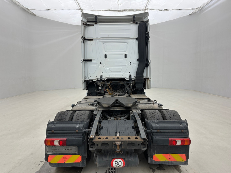 Tractor Mercedes-Benz Actros 1842: foto 6 Tractor Mercedes-Benz Actros 1842: foto 6