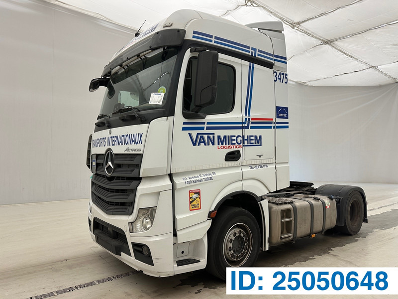 Mercedes-Benz Actros 1842 - Tractor: foto 1 Mercedes-Benz Actros 1842 - Tractor: foto 1