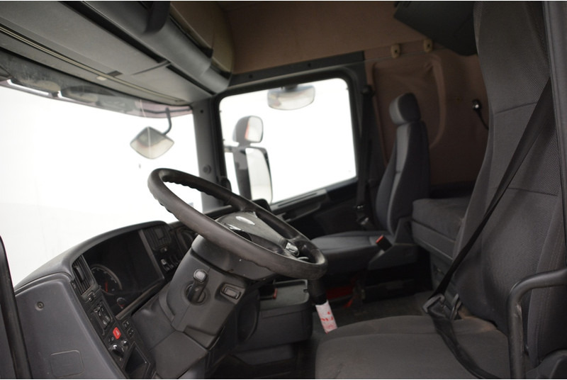 Tractor Scania R440: foto 9