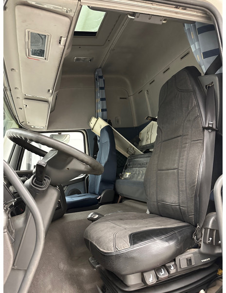 Tractor Volvo FM 450: foto 9