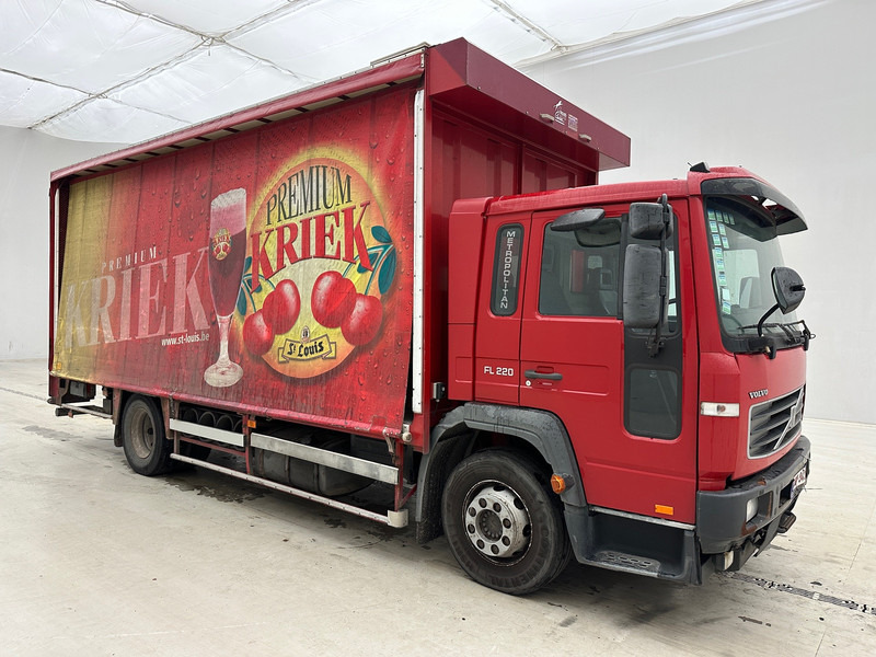 Volvo FL 220 - Camião de lona: foto 3 Volvo FL 220 - Camião de lona: foto 3