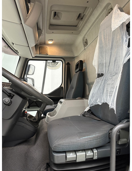 Camião furgão Volvo FL 240: foto 10