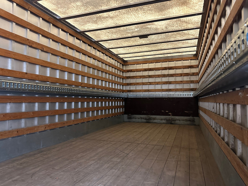 Volvo FL 240 - Camião furgão: foto 5 Volvo FL 240 - Camião furgão: foto 5