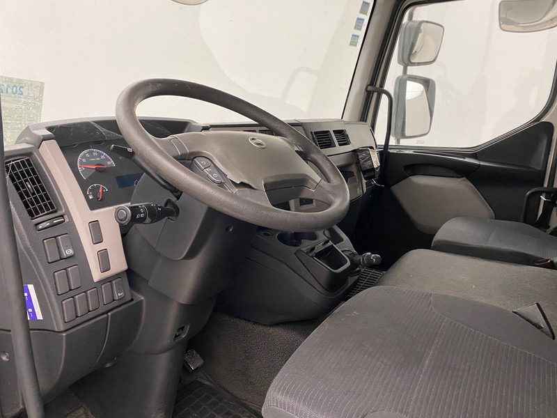 Camião furgão Volvo FL 240: foto 9