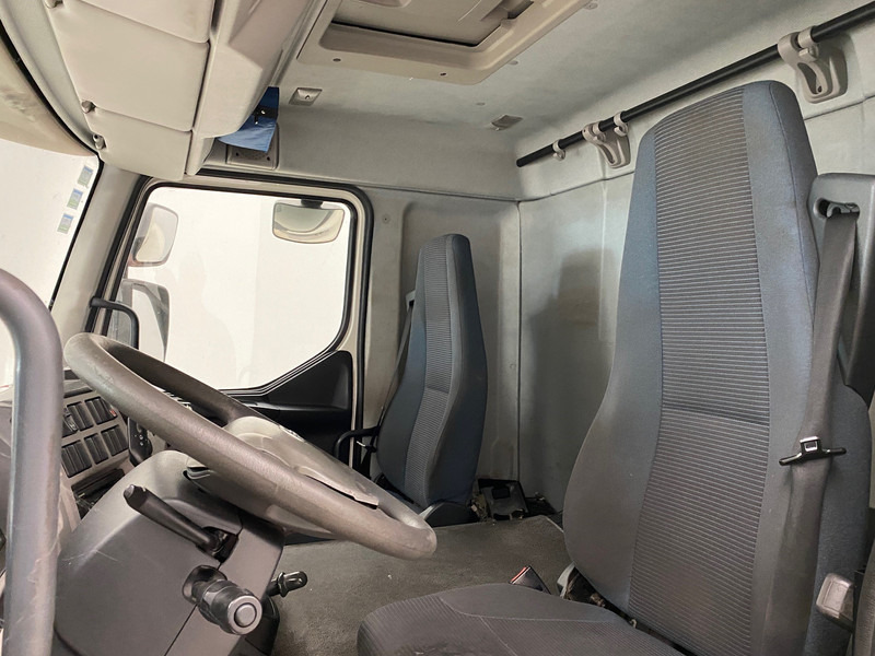 Camião furgão Volvo FL 240: foto 10