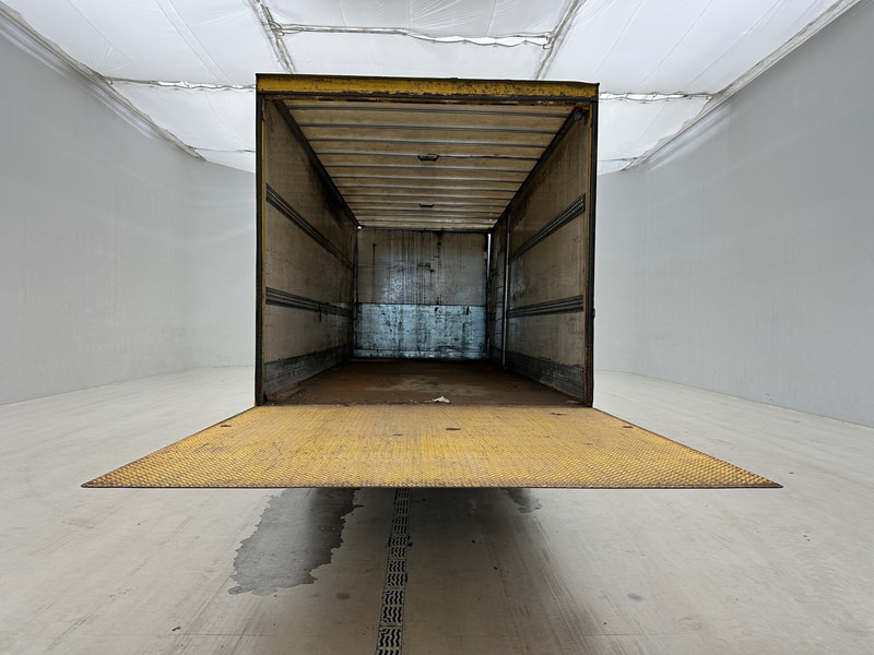 Camião furgão Volvo FL 240: foto 14
