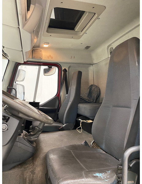 Camião furgão Volvo FL 240: foto 8