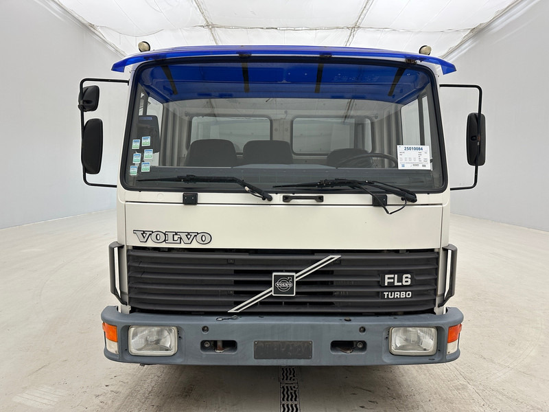 Volvo FL6.09 - Camião de caixa aberta/ Plataforma: foto 2 Volvo FL6.09 - Camião de caixa aberta/ Plataforma: foto 2